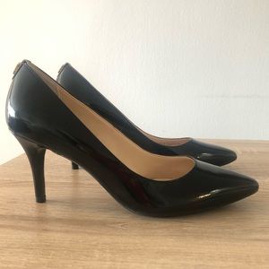 Black Cole Haan Pumps - never worn